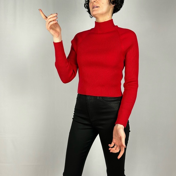 Alice + Olivia Sweaters - Alice & Olivia Irena Turtleneck Sweater size L